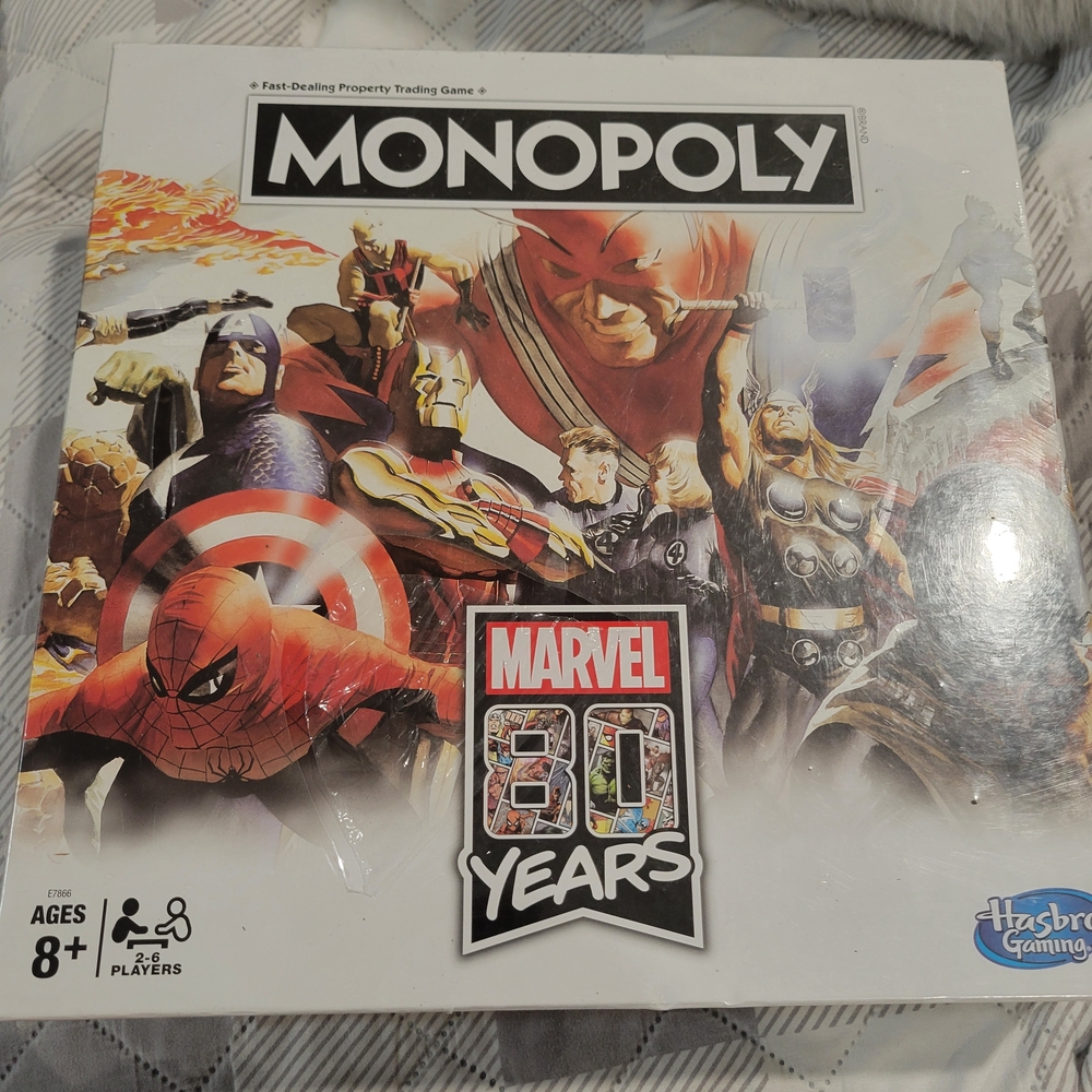 Marvel 80 Years Monopoly Game - Red, Blue, Black